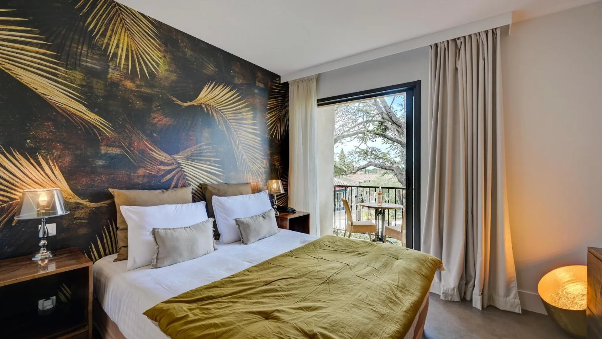 Hotel Bastide & Spa - Villa De Lourmarin 4*,