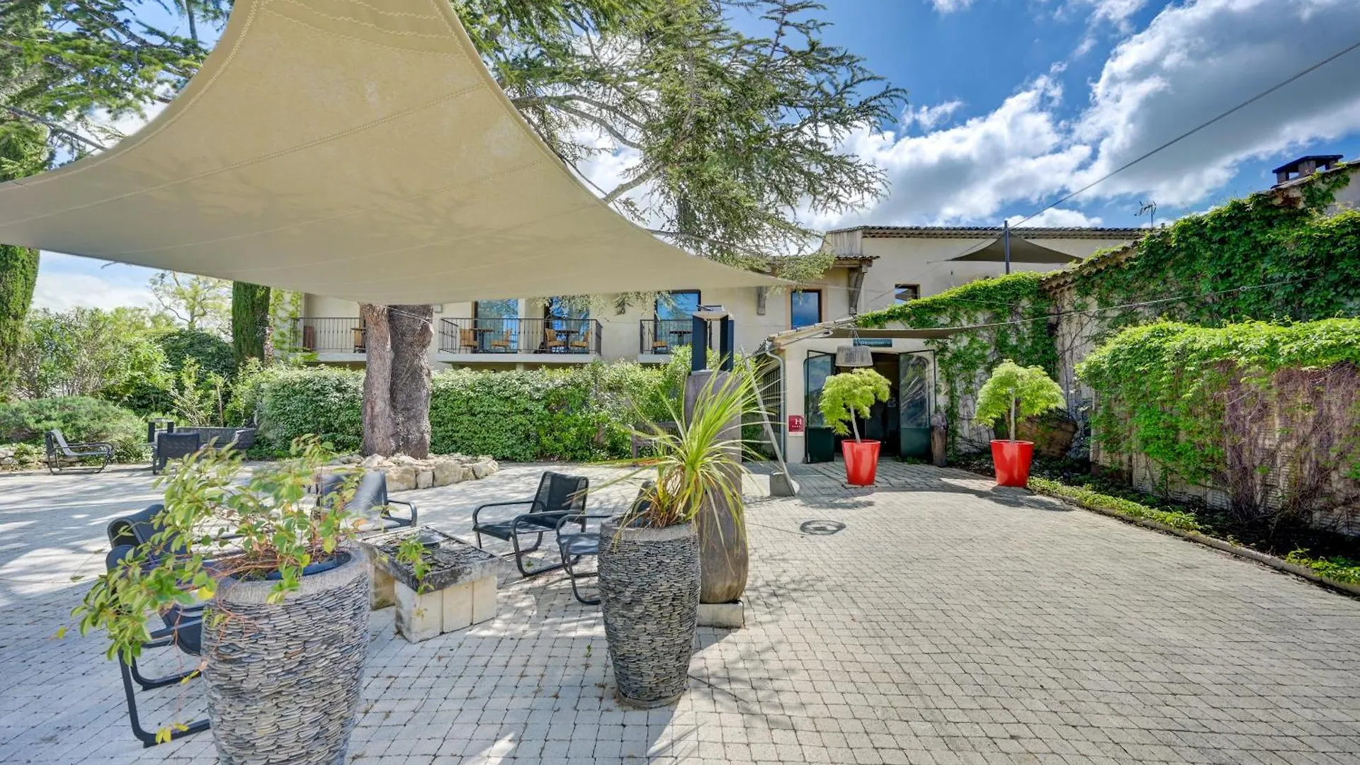 Hotel Bastide & Spa - Villa De Lourmarin 4*,