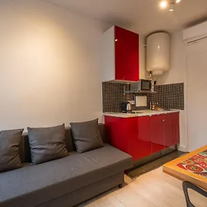 Résidence Clignancourt 3* Parigi